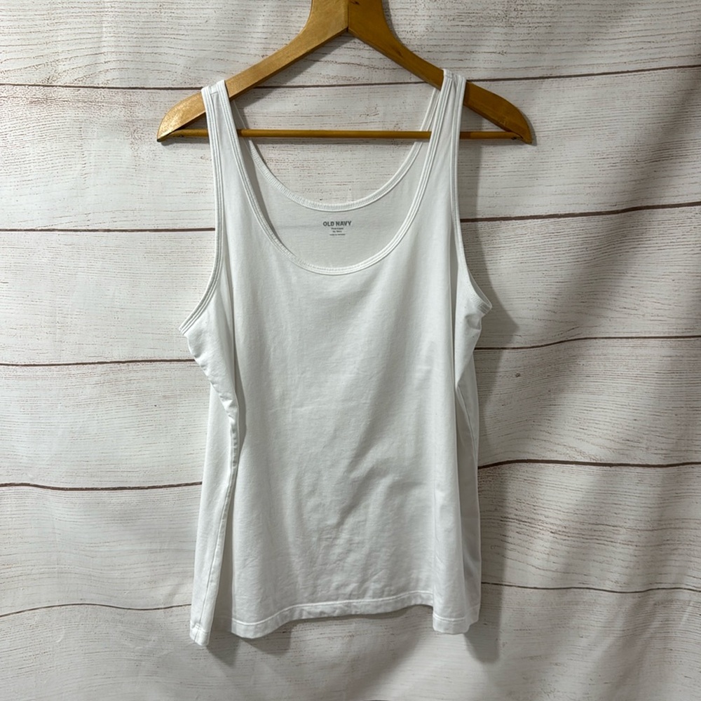 Old Navy First-Layer Tank Top white color Size XL TALL